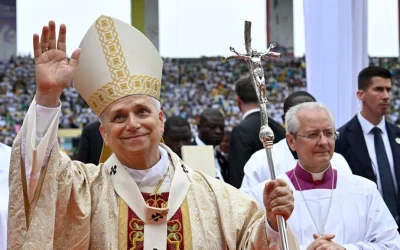 León XIV se despide de África, «tesoro inestimable de fe»