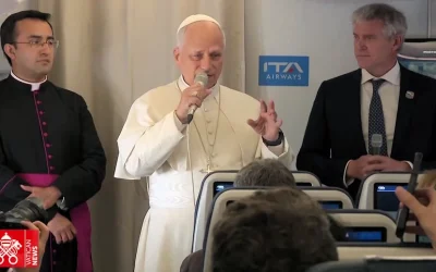 El Papa: «Como pastor no puedo estar a favor de la guerra, han muerto demasiados inocentes»