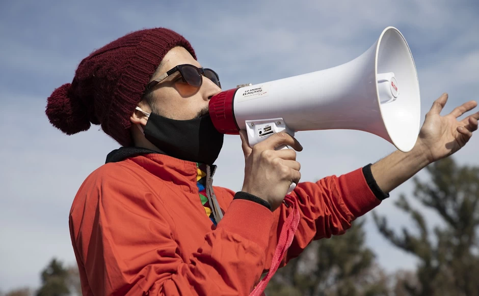 Tiempo de integrismos
