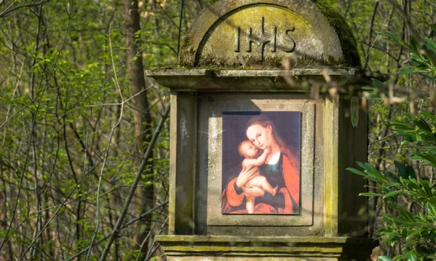 El magnificat de mayo, de Gerard Manley Hopkins