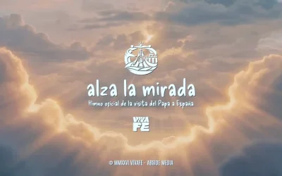 Más de un millar de personas ponen voz a “Alza la mirada”, el himno oficial del Viaje del Papa a España