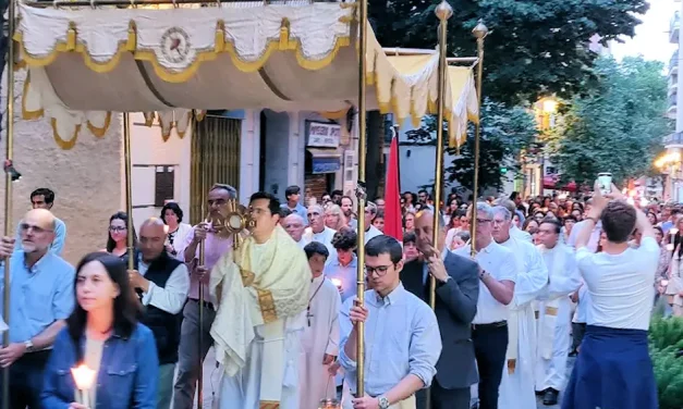 Corpus Christi, el Papa: «Que las procesiones sean un valiente testimonio de fe»