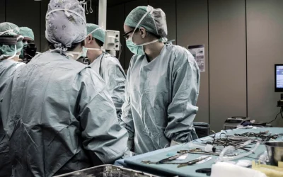 Infiernos hospitalarios: negligencia, impunidad y violencia institucional en los sistemas de salud