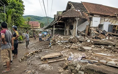 ‘Abrió grietas en nuestras casas, pero no pudo destruir nuestro amor’, afirma arzobispo en Indonesia