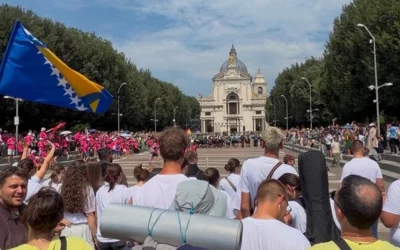 En Asís, León XIV invita a los jóvenes a «construir la civilización del amor»