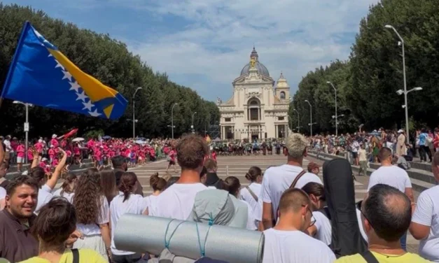 En Asís, León XIV invita a los jóvenes a «construir la civilización del amor»