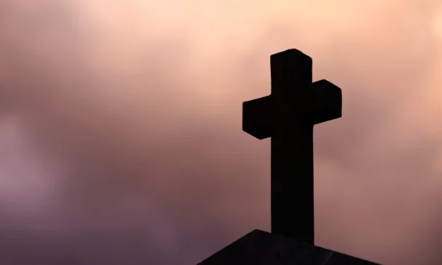 ‘Asesinaron a mi sacerdote’: el obispo de Huejutla rompe el silencio y exige justicia