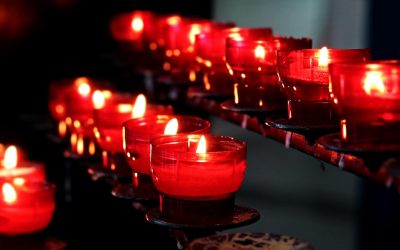 Oración de los fieles por León XIV: «¡Vuelve pronto entre nosotros!»